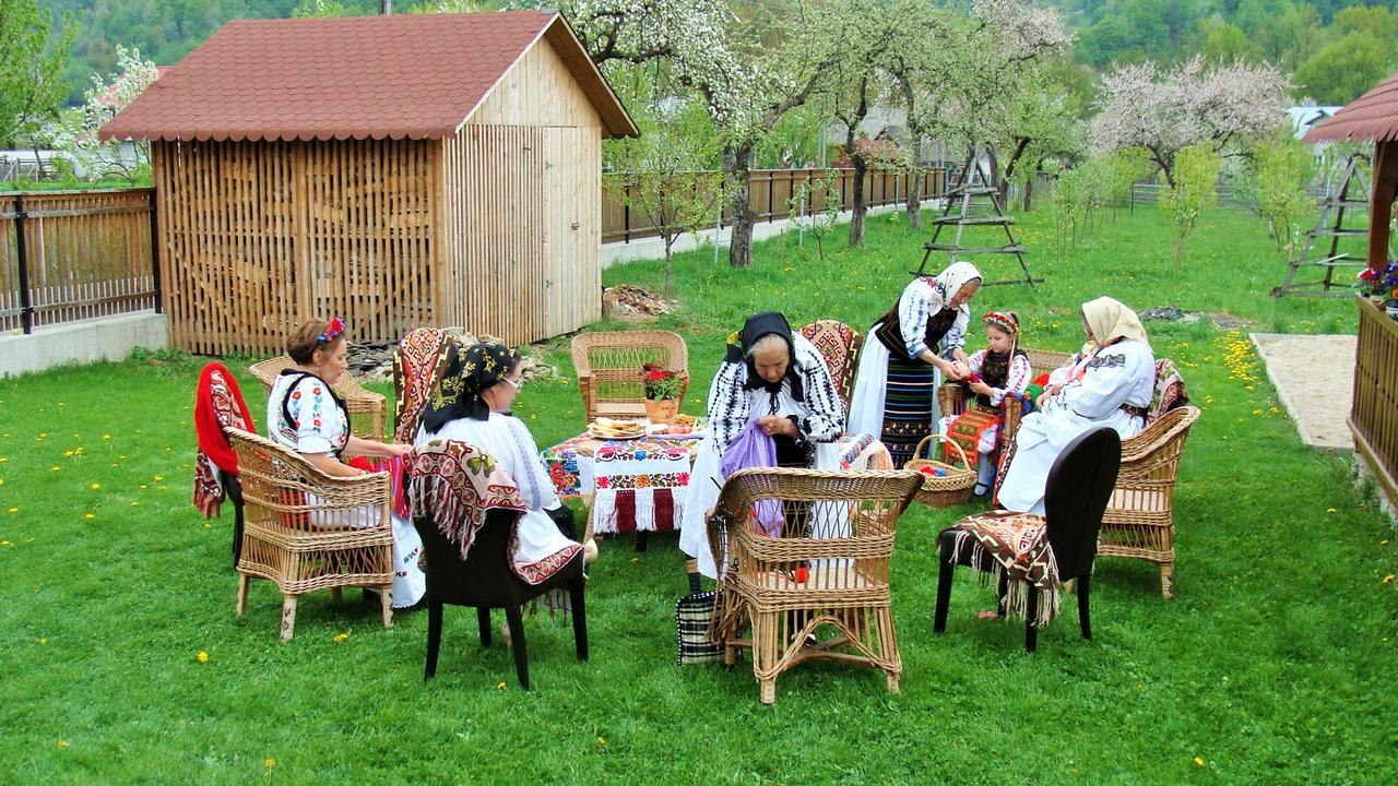 Pensiunea Rares Bistrita Bargaului Exterior foto